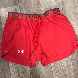 Under Armour XS Women’s Hot Pink Shorts